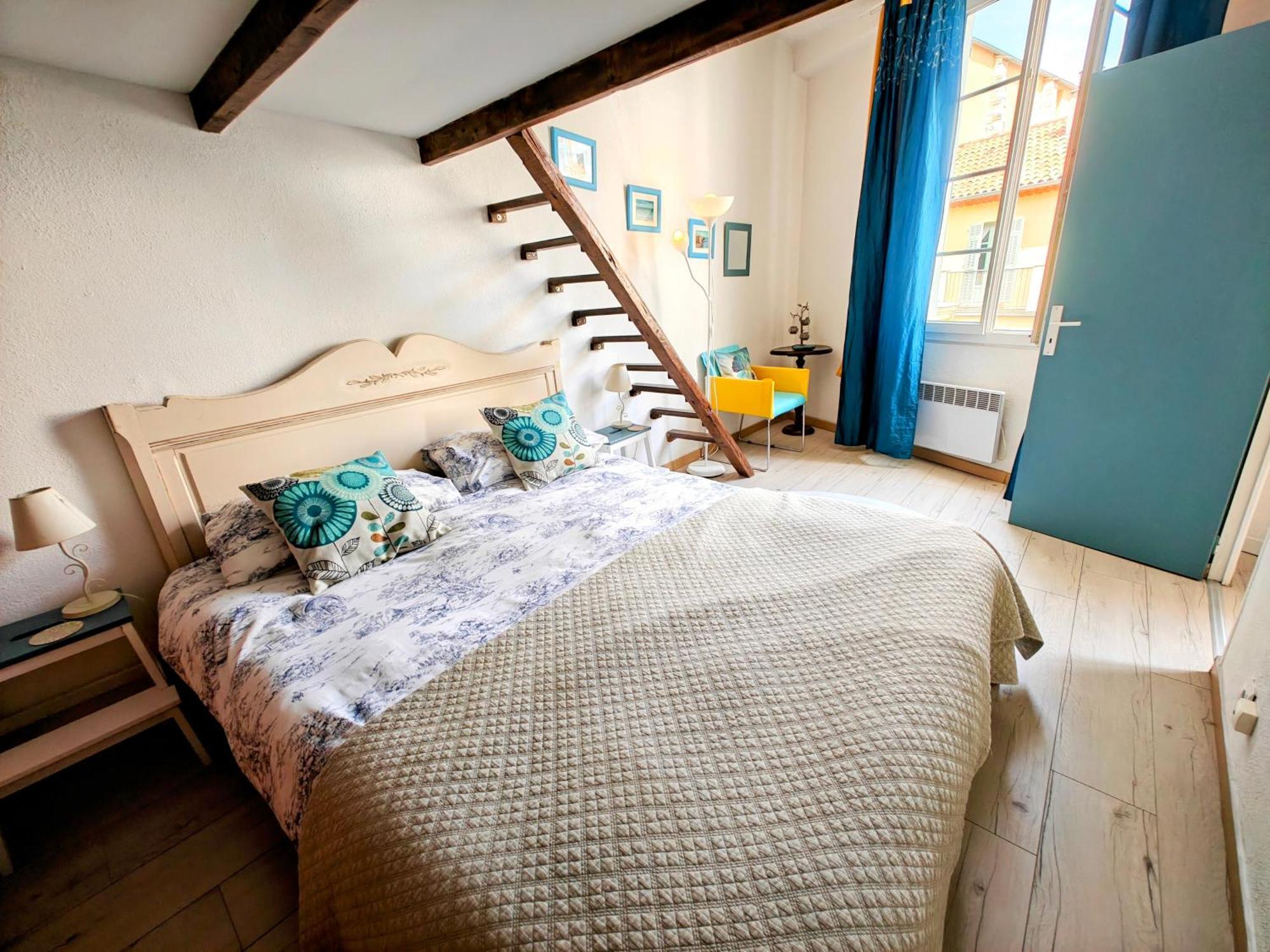 St Joseph - Great Holiday Flat - Old Town For 4 Nice Eksteriør billede